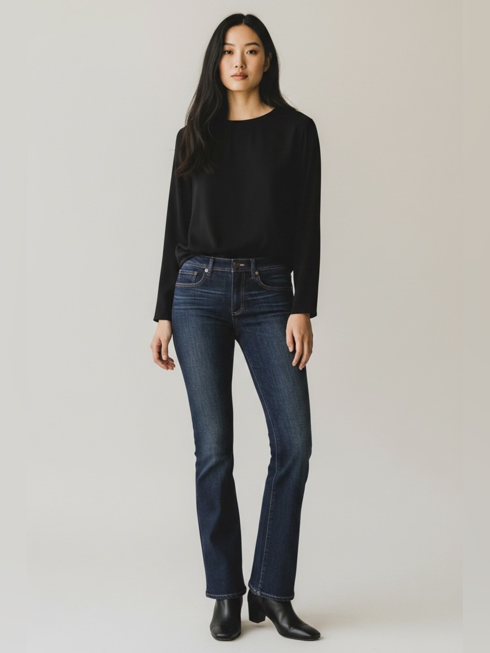 Tory burch classic boot cut‎ old money quiet luxury embroidered staple jeans 32